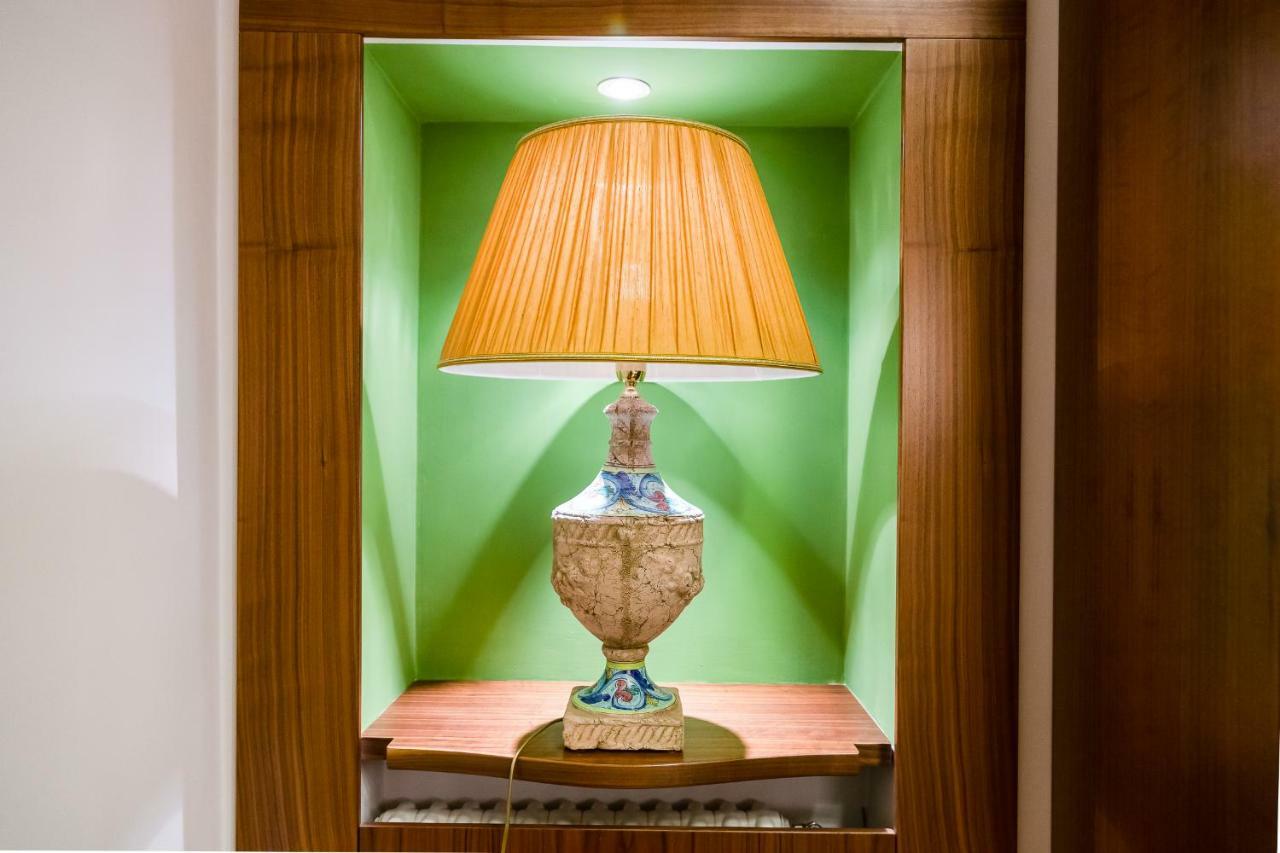 Pantheon Antique Suite Roma Exterior foto