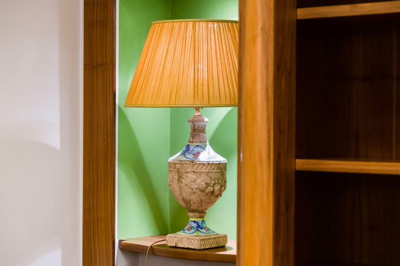 Pantheon Antique Suite Roma Exterior foto